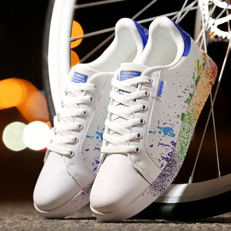 JINBEILEE Couple Skateboard Shoes New Large Size Inkjet Doodle Couple Small White Shoes Sports Casual Flat Shoes JINBEILEE Couple Skateboard Shoes New Large Size Inkjet Doodle Couple Small White Shoes Sports Casual Flat Shoes