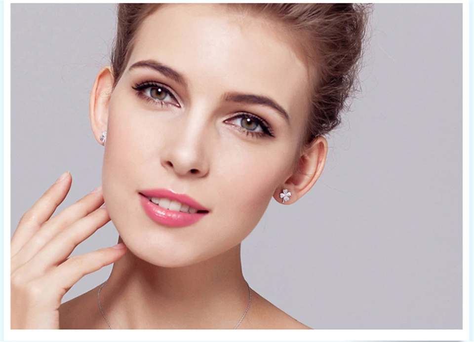 l PISSENLIT Women Jewelry White Rhinestone Stud Earrings pendientes mujer moda 2019 New Silver Clover Wedding Stud Earring brincos
