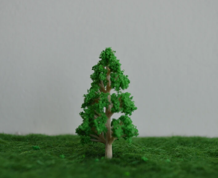 Бесплатная SHIPPING100pc см 2,5 см высокая весы поезд макет миниатюрный пластик дерево лес для архитектура пейзаж modelism