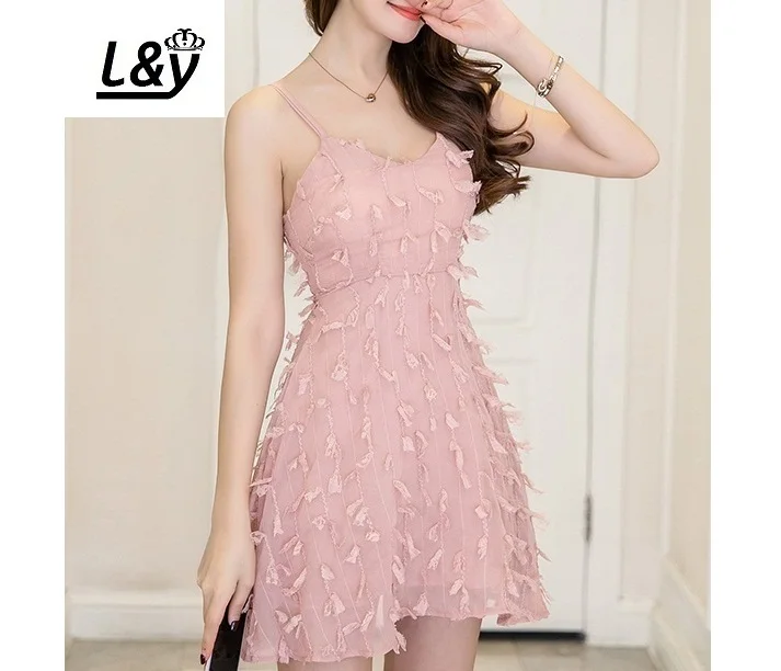 

L&Y Fashion Striped Chffion Dress Elegant 2019 Summer New Arrivals V-Neck Double Strap Slim Fit Party Dress Women