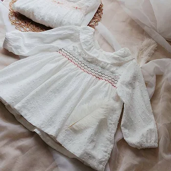 

Autumn long sleeve girls tops smocking cute white color baby girls tops