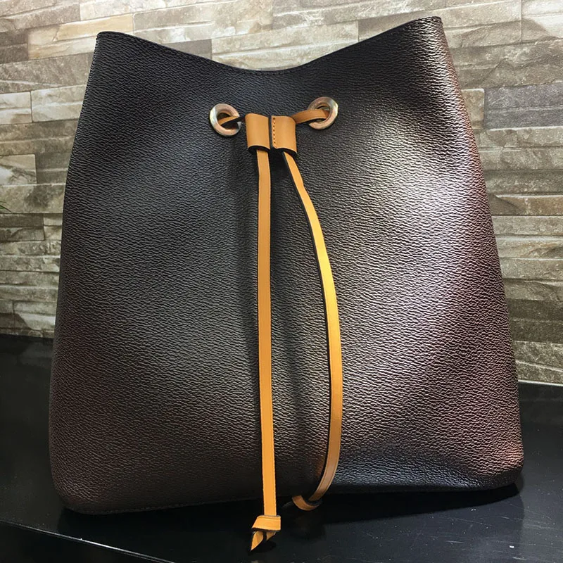 

Top Quality Luxury Brand Women HandBag 2019 New Fashion Female Shoulder String Bag Design Message Totes Ladies Real Leather Bag