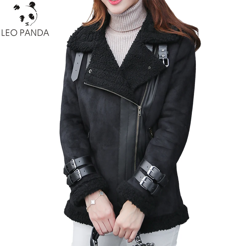 

Autumn Winter Women Big size Long sleeves Zipper Fox collar Faux fur Coats New Fashion Warm Thicken Pockets Female Outwear C 708