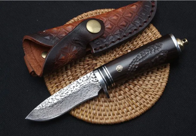 Baratos Cuchillo de colección de Damasco TRSKT, acero + mango de ébano, 60Hrc, con Funda de cuero, cuchillos de supervivencia de caza al aire libre herramienta de Camping