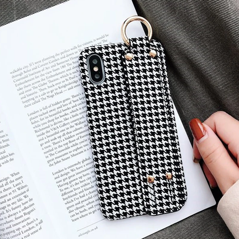 

Retro Fabric Phone Cases for Iphone 7 8 6 6S Plus X Coque Back Cover with Wrist Strap Stand Fundas for Iphone Xs Max Xr Case