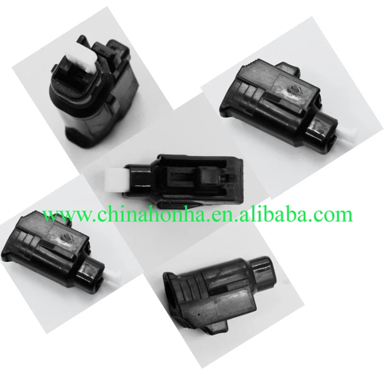 

1pin мама 4,8 мм для автомобильного стартера и фоторазъема 6189-0413