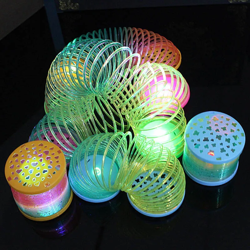 

Kids Children Glowing Rainbow Magic Circle Toys Colorful Stretch Spring Gift for Party Evening Lighting In Darks NSV775