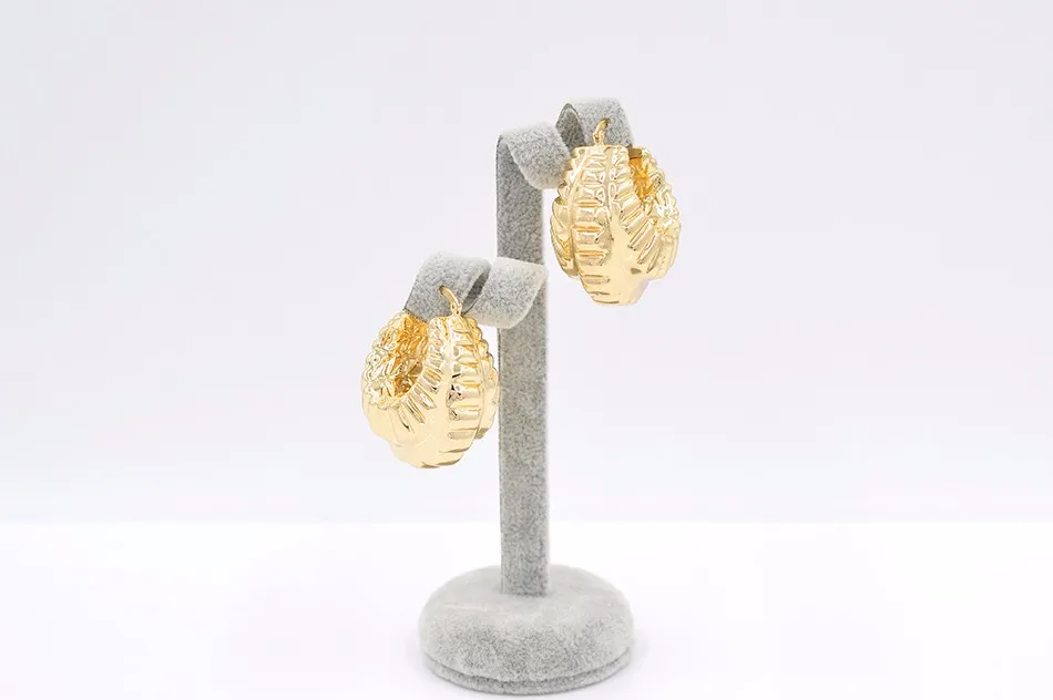 Jewelry sets (3)