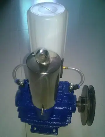 

Brand Milking Machine Milk Vacuum Pump 200CC With Oil Pot,muffler,Pulley For two Cow Milking