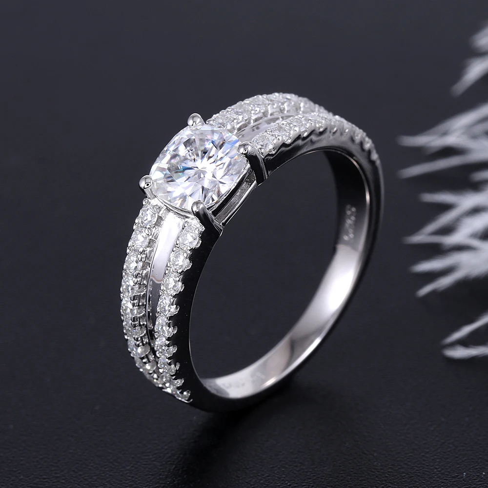 moissanite-engagement-ring (3)