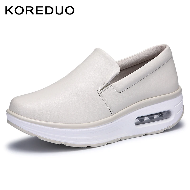 

KOREDUO 2018 Autumn women flats shoes platform sneakers shoes leather casual shoes slip on flats heels creepers moccasins mw