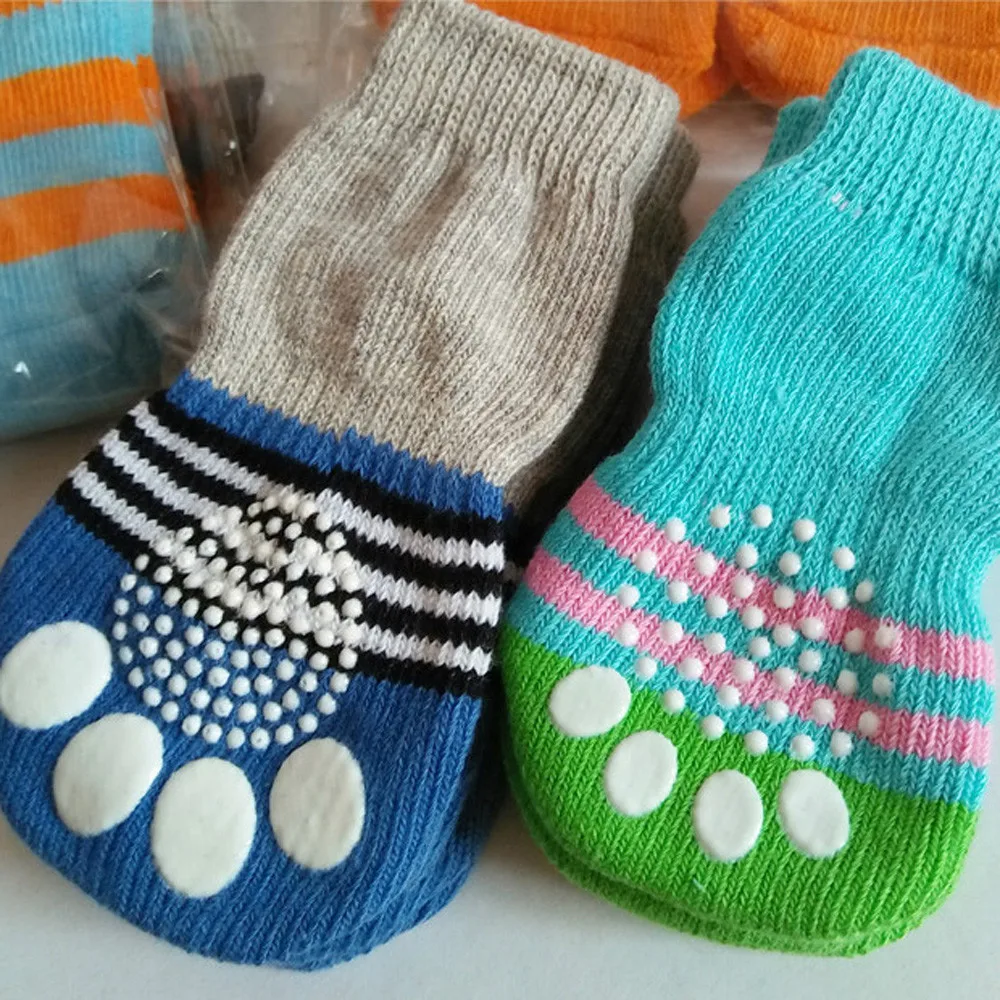 2018 TOP FASHION 4Pcs Pet Dog Socks Cute Cartoon Dog Non slip Warm