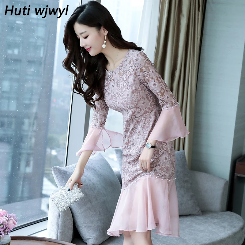 

2019 Autumn Winter Plus Size Vintage Black Lace Midi Dresses Women Elegant Bodycon Dress Party Long Sleeve Pink Runway Vestidos