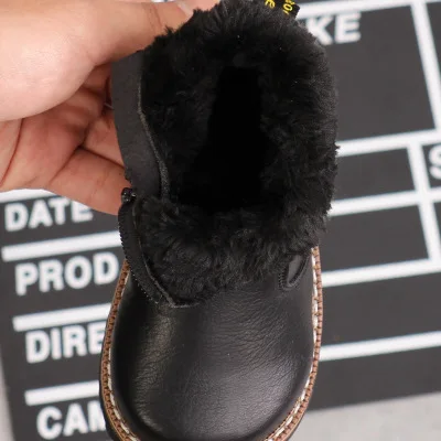 Новые высококачественные детские Ботинки martin Натуральная кожа Мальчики Осень/зимние ботинки для девушки детская обувь теплые плюшевые ботинки для малышей 02A - Цвет: Black With Plush