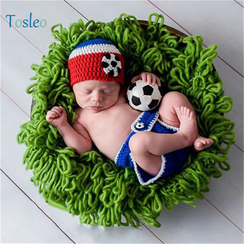 

Baby Boys Photography Props Football Deco 1Pc Hat+1Pc Shorts Knitted Kids Clothes 0-4M Baby Pictures Shooting Props