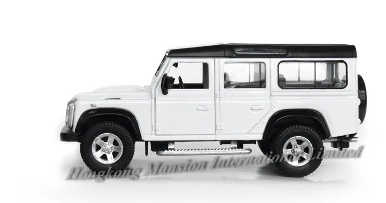 136 Car Model For TheLand Rover Defender (9)