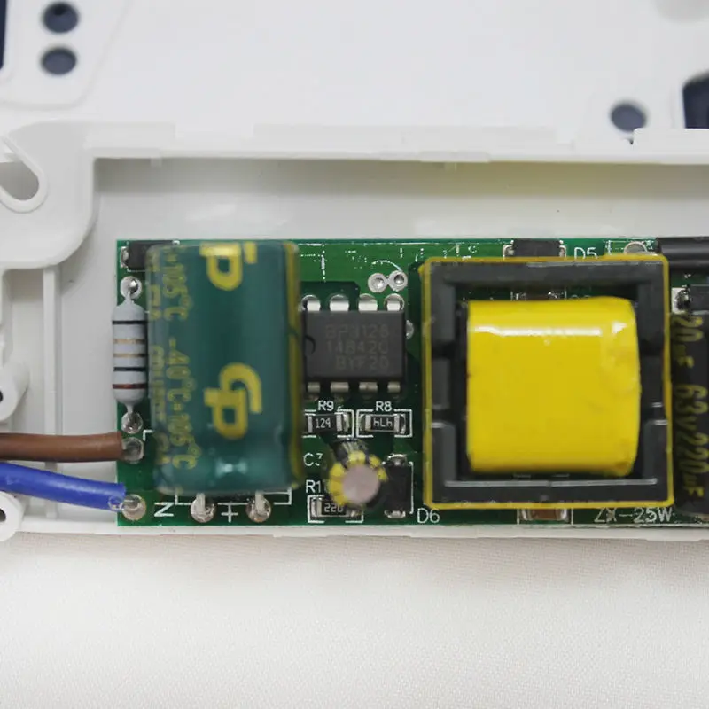 Free shipping 19-25W Led Lights Driver 20W/22W/23W/24W/25W Power Supply Lighting Transformer AC85-265V Output:560-600mA,DC24-42V