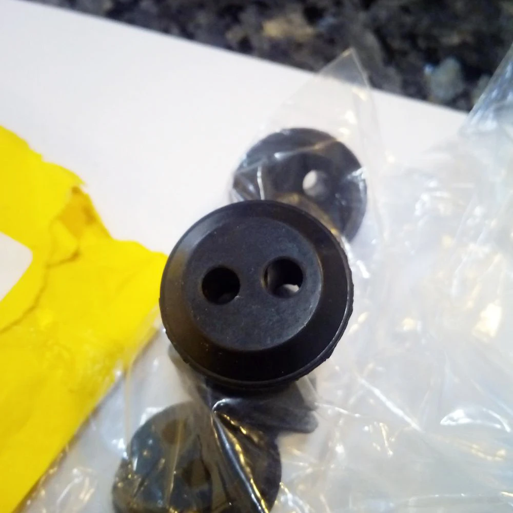 5pcs/lot 2 Hole 20mm Rubber Grommet Assortment Fastener Kit Circle