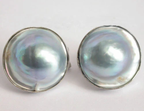 

22mm natural Gray South Sea Mabe Pearls Earrings