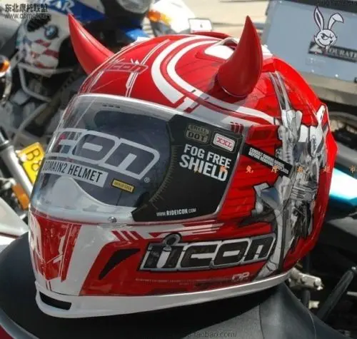 Helmet Devil's Horn Stick 2 
