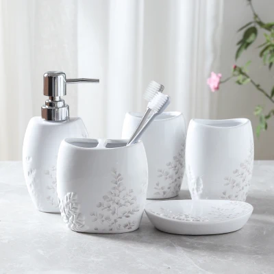 5 шт.-6 шт. керамический набор для ванной/принадлежности для ванной комнаты в европейском стиле минималистичный держатель для зубных щеток пластиковый поднос аксессуары для ванной комнаты