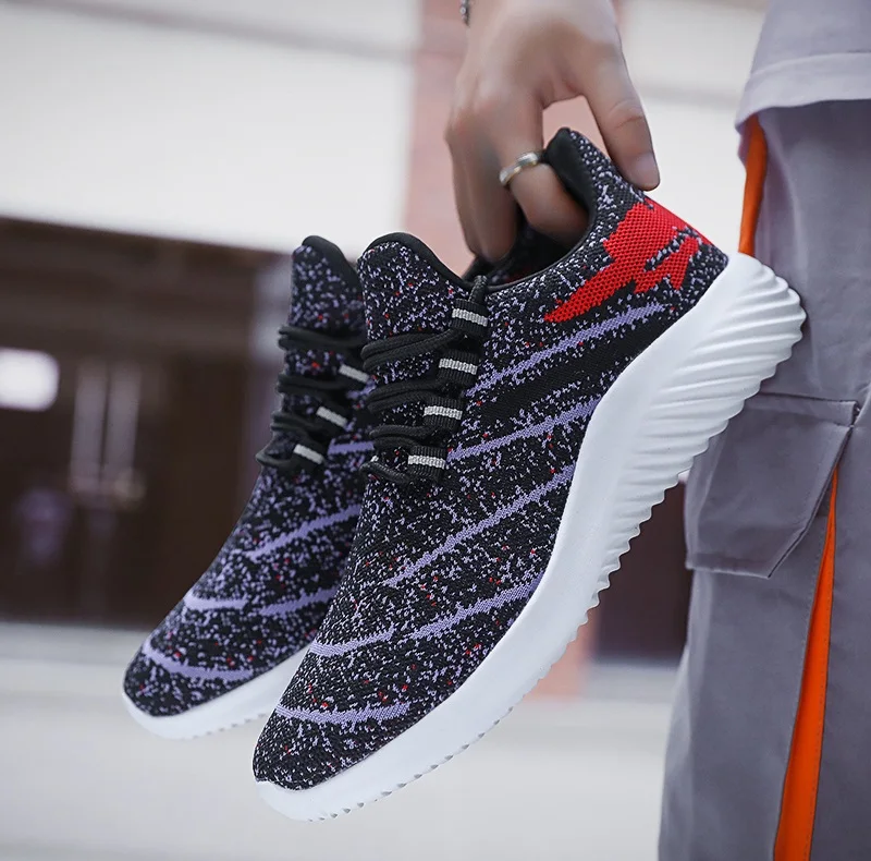 

Men's new Korean flyknit version of light big code outdoor sports shoes youth lace mesh shoes