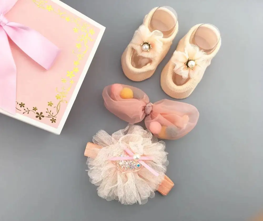 Комплект: повязка на голову+ носки; подарочная упаковка для малышей; подарок на день рождения для новорожденных; головной убор для маленьких девочек 0-12 месяцев - Цвет: 14