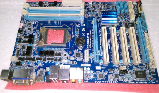 Оригинальная материнская плата Gigabyte LGA 1156 DDR3 GA H55 UD3H USB2.0 VGA HDMI 16 ГБ б/у десктопная