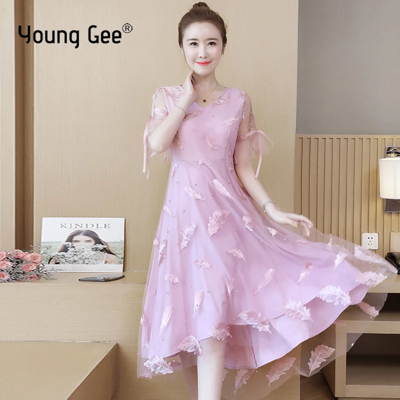 

Young Gee Women Fashion Elegant Lace Pearls Feather Embroidery Dress Pink Gray Black Asymmetrical Party Plus Size M-5XL Dresses