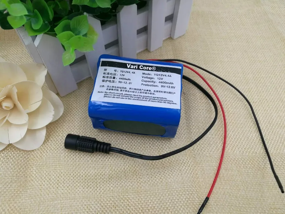 

Varicore 12V 18650 4400 mAh Lithium-ion battery pcak for CCTV cameras 12.6V 4.4AH protection board with PCB + and 12.6V 1A batte
