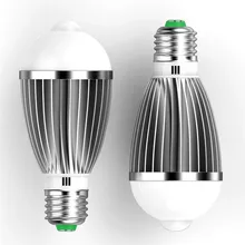 Lumiparty Led PIR Infrared Sensor Motion Light Bulb E27 7W Auto Smart Led Motion Detecting Light Lamp With The Motion Sensor