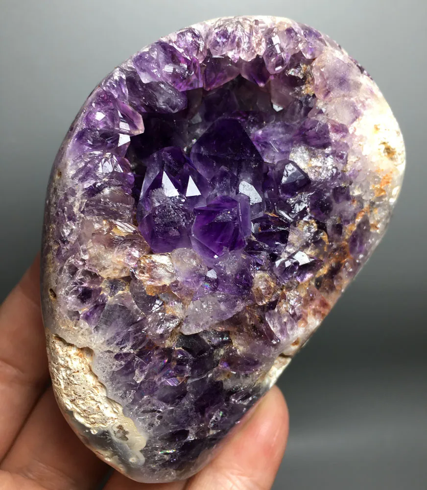 

321g Hot sale natural beautiful quartz crystal healing energy stone Amethyst Geode