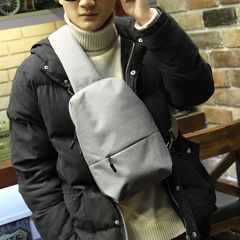 

Tidog men fashion casual Canvas chest bag