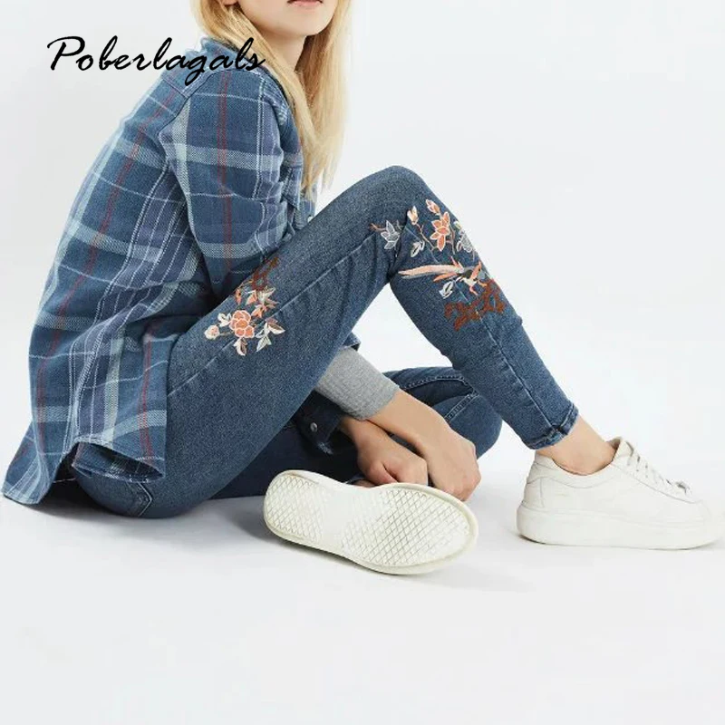 

Summer Bird embroidery jeans female cowboy casual pants capris 2017 winter female High waist jeans women bottom pencil pants