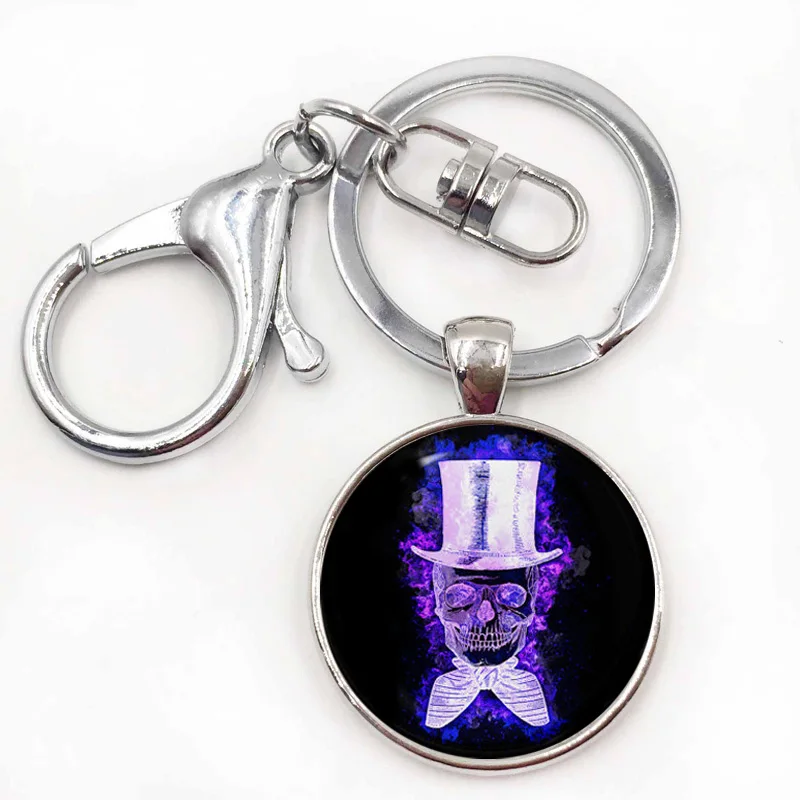 10silver keychain.
