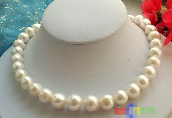 

FREE SHIPPING HOT sell new Style >>>>AAA HUGE 17" 12mm WHITE ROUND FRESHWATER PEARL NECKLACE