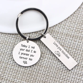 

Private Customized Gift Key Chain For Step Daughter Blended Family Bonus Daughter Wedding Keyring Creative Bag Charm 1 pcs