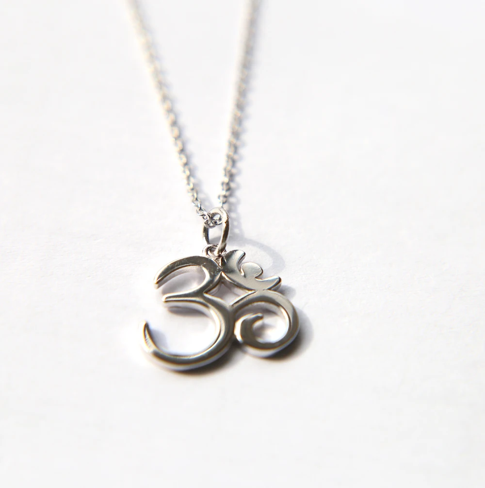 

Beautiful fine 925 sterling silver tiny link chain high polish sparking women ohm om india symbol yoga charm necklace for gift