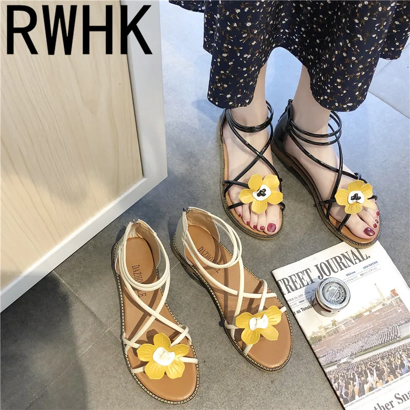 

RWHK Flower sandals female summer 2019 new flat bottom Korean version of wild casual non-slip fashion beach sandals B103