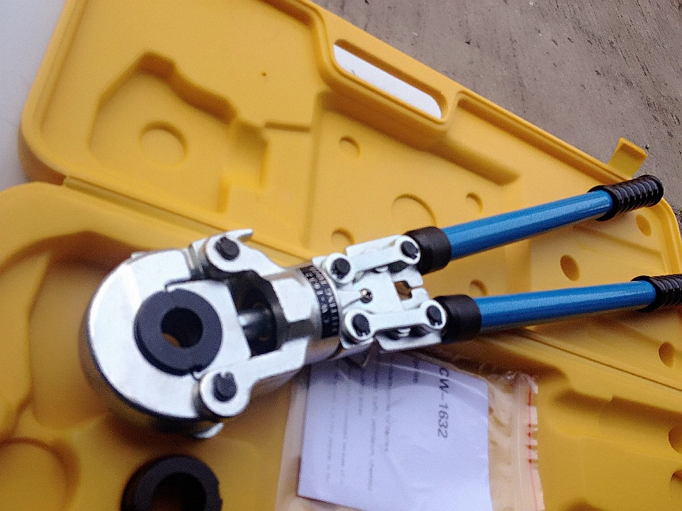 Pex Crimping 16 32mm Pipe Crimping Tools Pex Fitting Tool CW 1632 with