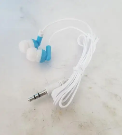 

2019 brand new 1pcs cheapest earphone good quality drop ship