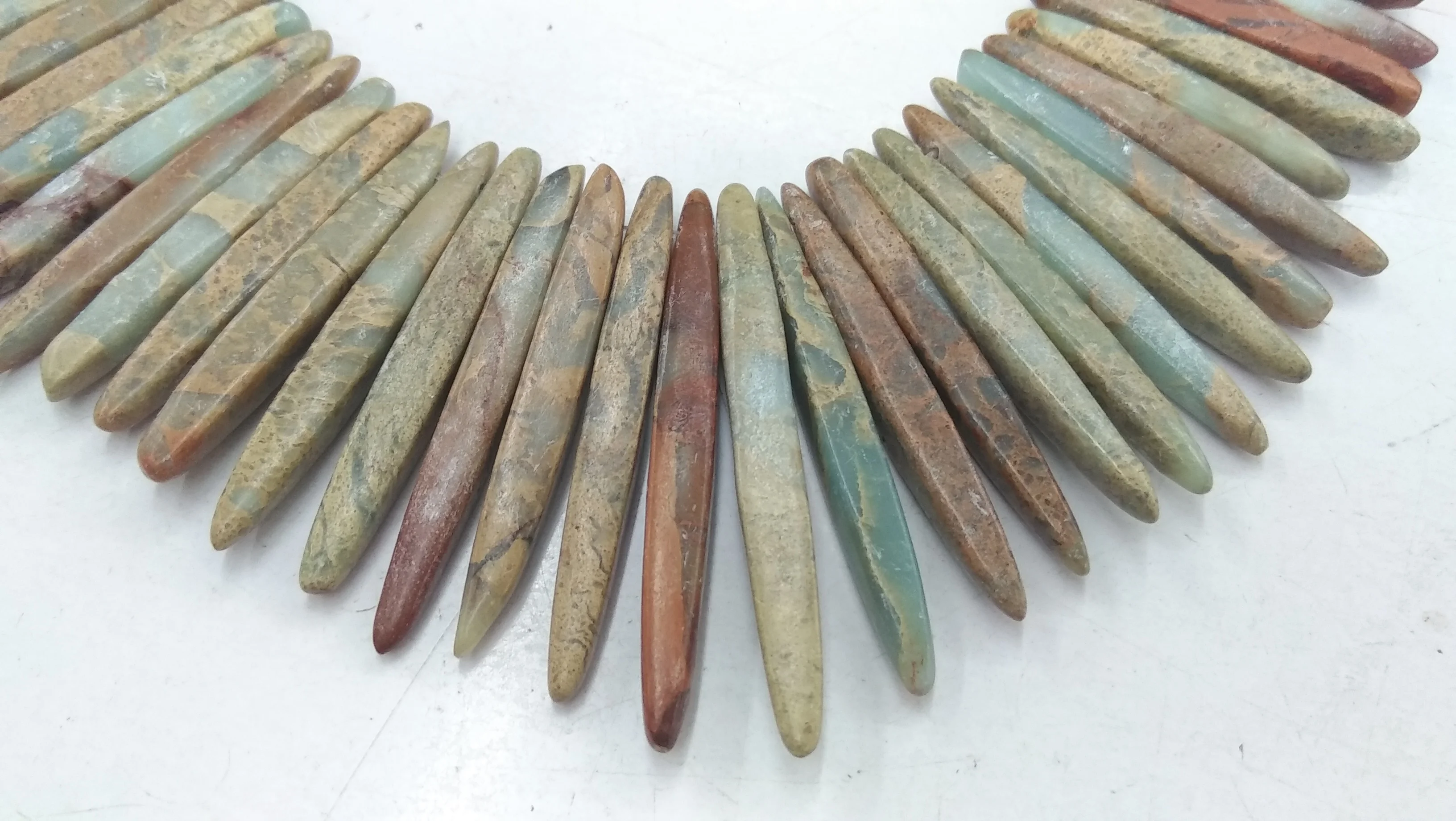 

85pcs Natural snake jasper- sea sediment jasper red blue teeth spikes sharp column bar stick beads 17" strand