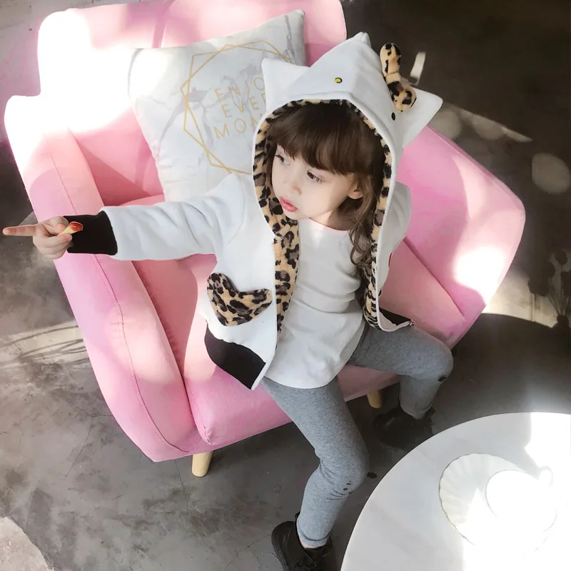 

ANKRT 18 winter new KT cat leopard print cotton jacket girls wear cap cotton jacket on both sides.12M-6T