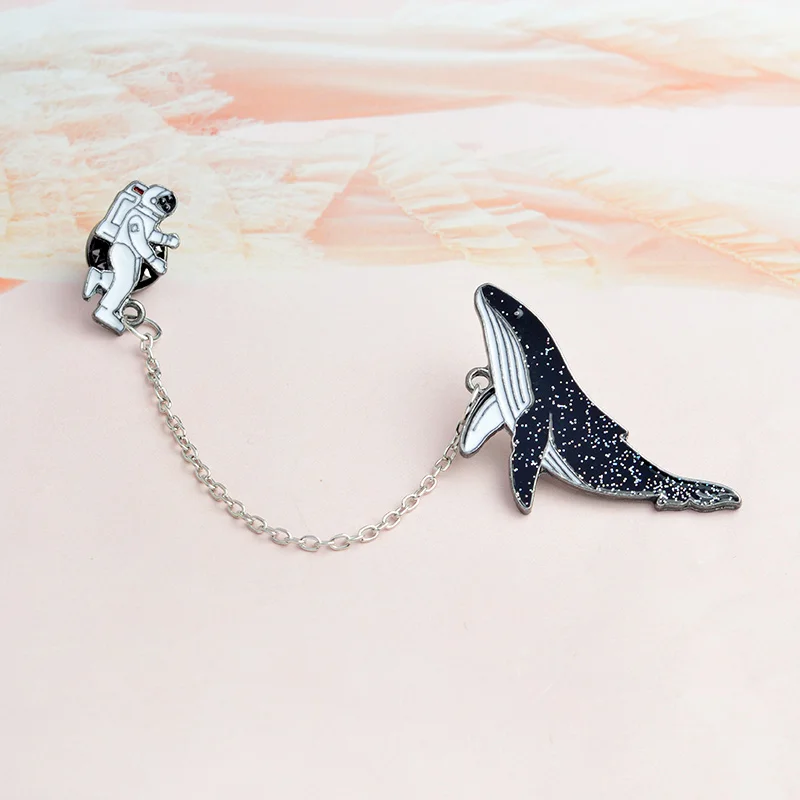 

2pcs Lonely astronaut and blue whale enamel Pins Space chain Lapel enamel Pin Badge Cartoon Creative Brooches Jewelry Party Gift