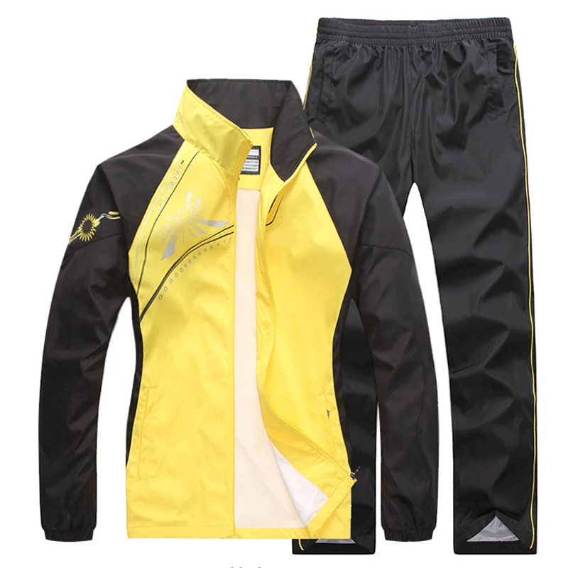 Sportsuits Women (1)