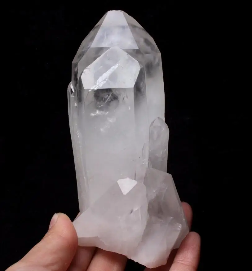 

AAA Clear Natural Beautiful Quartz Crystal Cluster Specimen