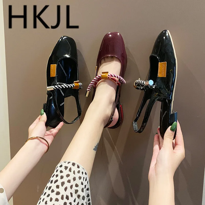 

HKJL Sandals for women summer 2019 new vintage patent-leather platform sandals with matching color and square toe flats A626