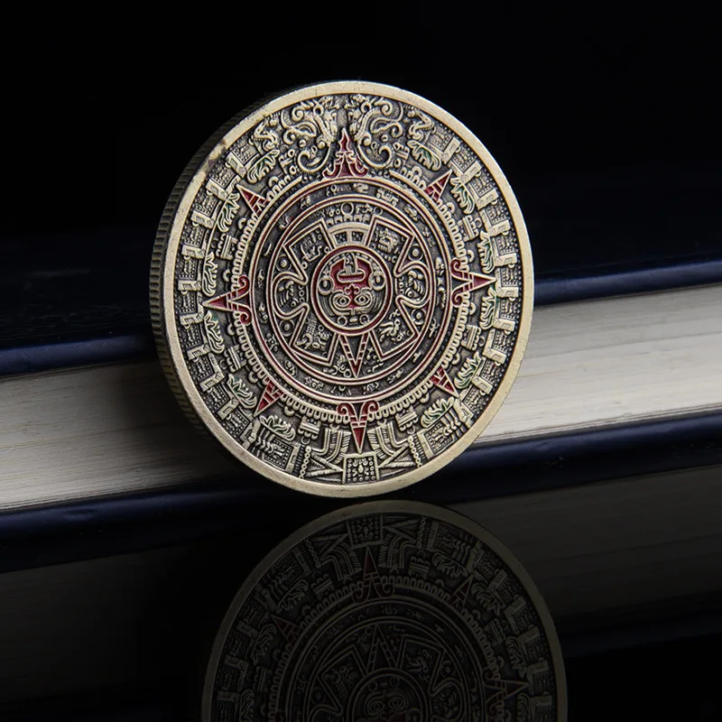 

The Aztec Maya QiLong bronze COINS mayan pyramid the corona lucky commemorative medallion is made