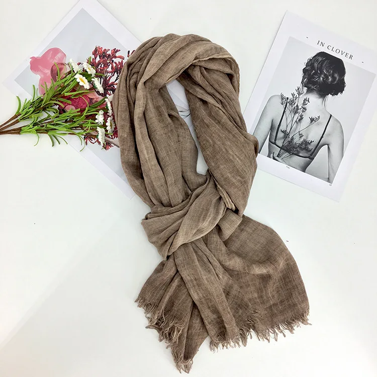 4263582272_2045947702