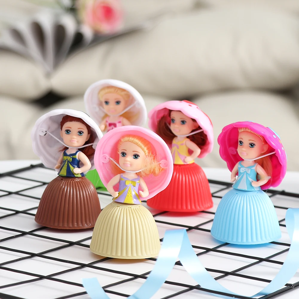 

2019 1PCS Lovely Scented Mini Cartoon Deformable Pastry Transformed Doll Cupcake Princess Doll Toy for Baby Randomly Send